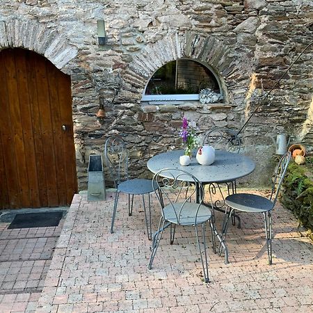 Le Moulin De La Castellerie Bed & Breakfast Moon-sur-Elle Luaran gambar