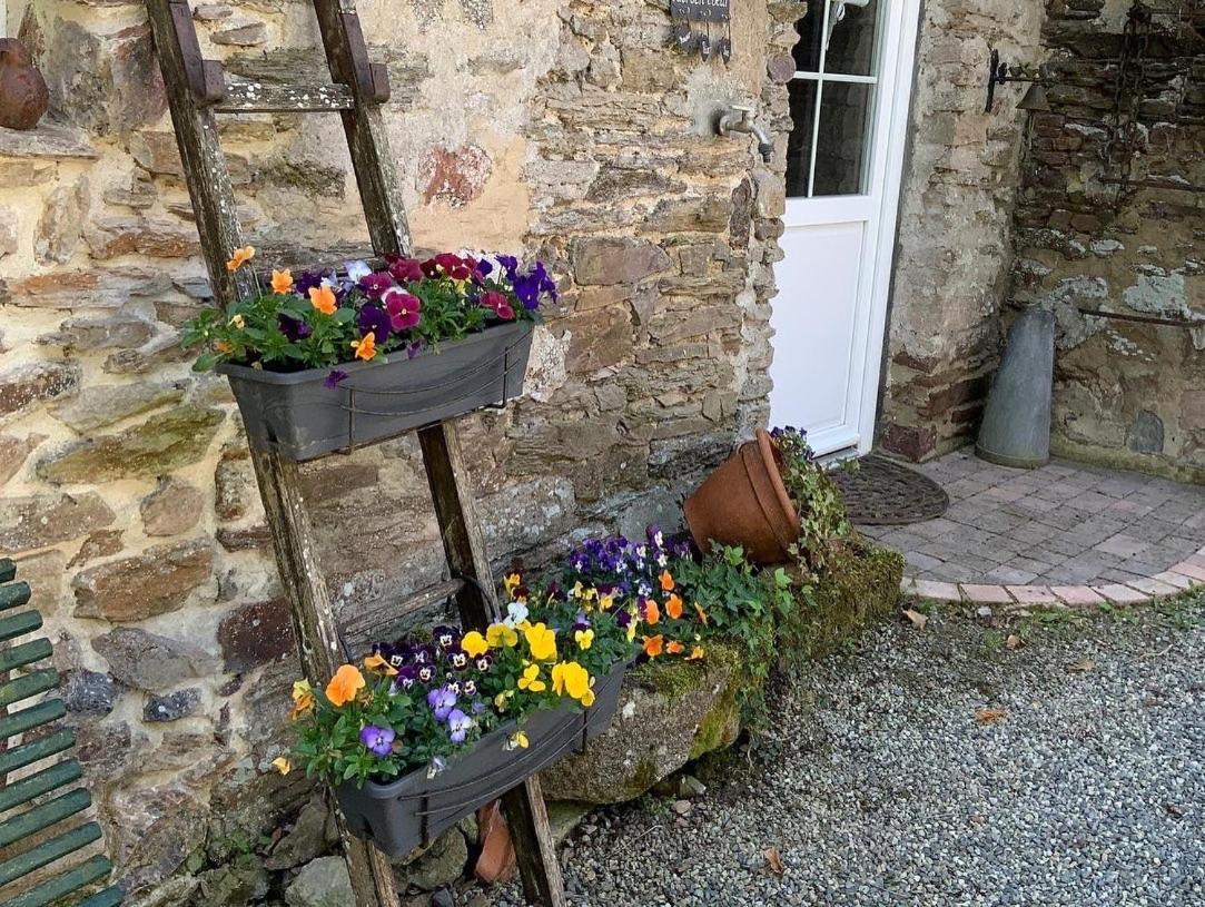 Le Moulin De La Castellerie Bed & Breakfast Moon-sur-Elle Luaran gambar