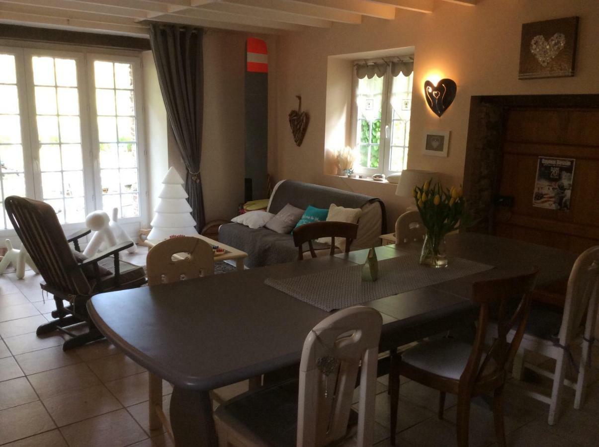 Le Moulin De La Castellerie Bed & Breakfast Moon-sur-Elle Luaran gambar