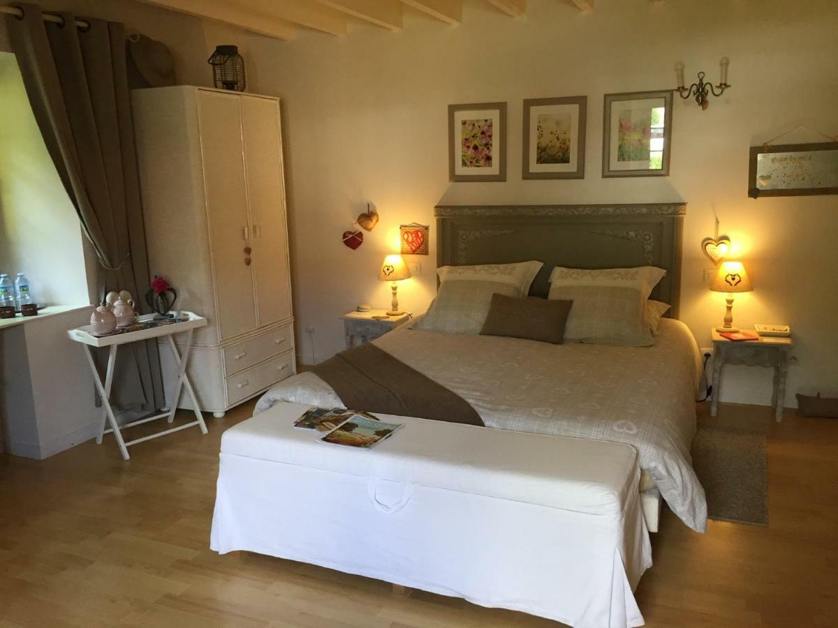 Le Moulin De La Castellerie Bed & Breakfast Moon-sur-Elle Luaran gambar